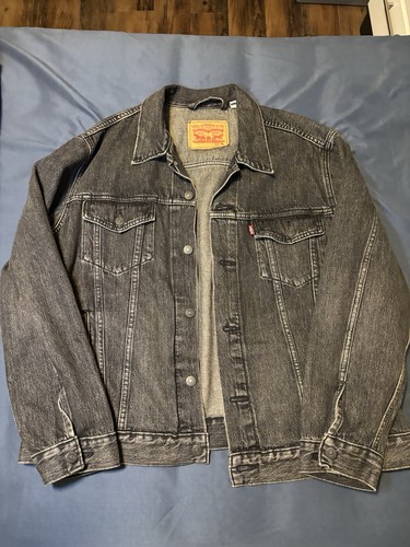Levi trucker denim jacket - levi's,