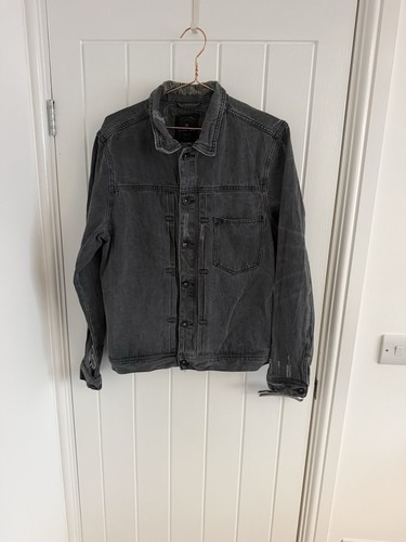 Dark grey button - dark, up